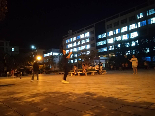 图片1.png 图片1.png