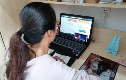 云南经济管理学院医学院党总支组织收看  张桂梅思政大讲堂首场报告会 第 4 张 云南经济管理学院医学院党总支组织收看  张桂梅思政大讲堂首场报告会 第 4 张