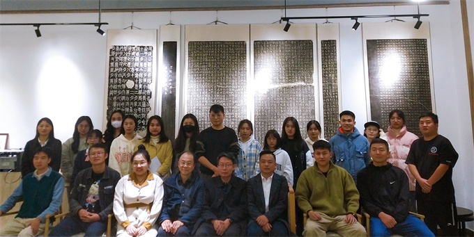 评审现场4.jpg 评审现场4.jpg