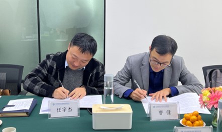 云南经济管理学院 校外实践教学基地共建暨授牌仪式 在海润天睿（昆明）律师事务所成功举办 第 3 张