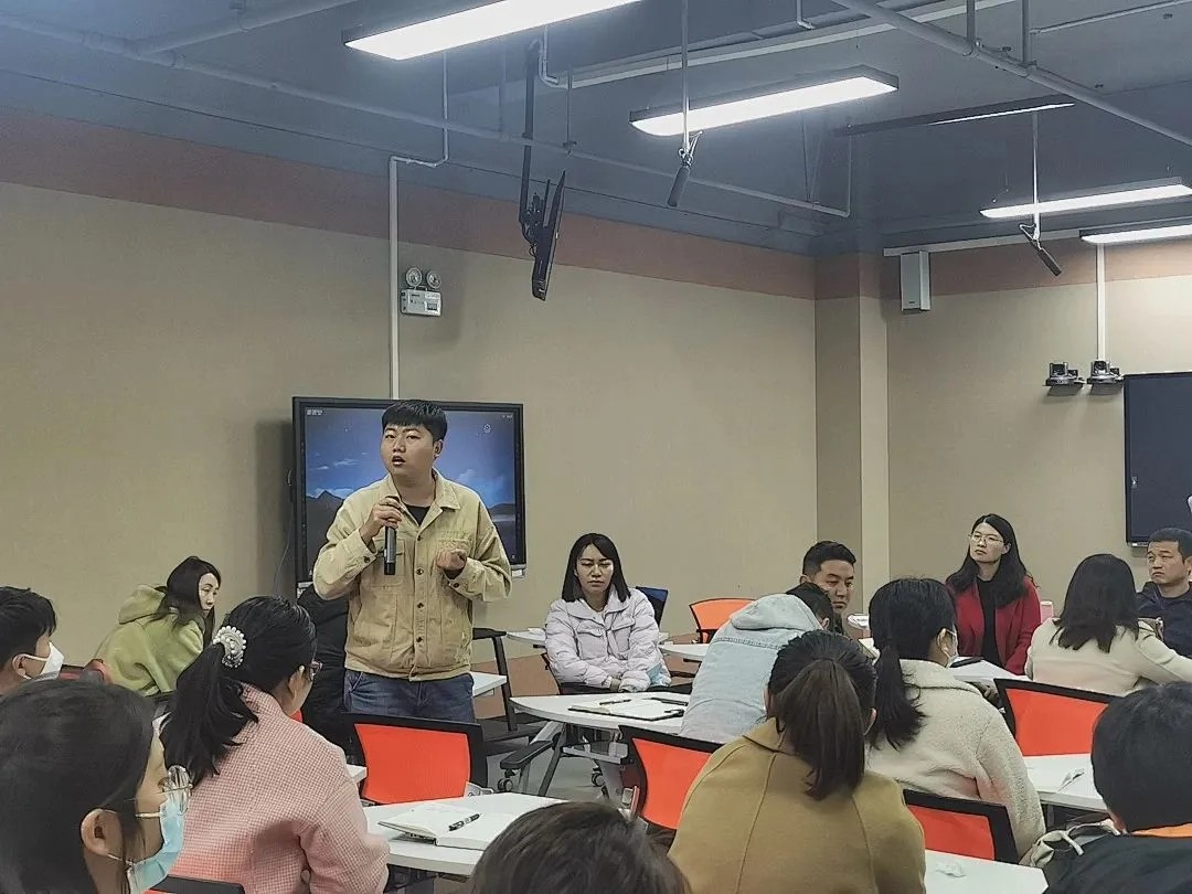 学先进 学方法 | 高职学院召开辅导员促就业工作研讨会 第 3 张