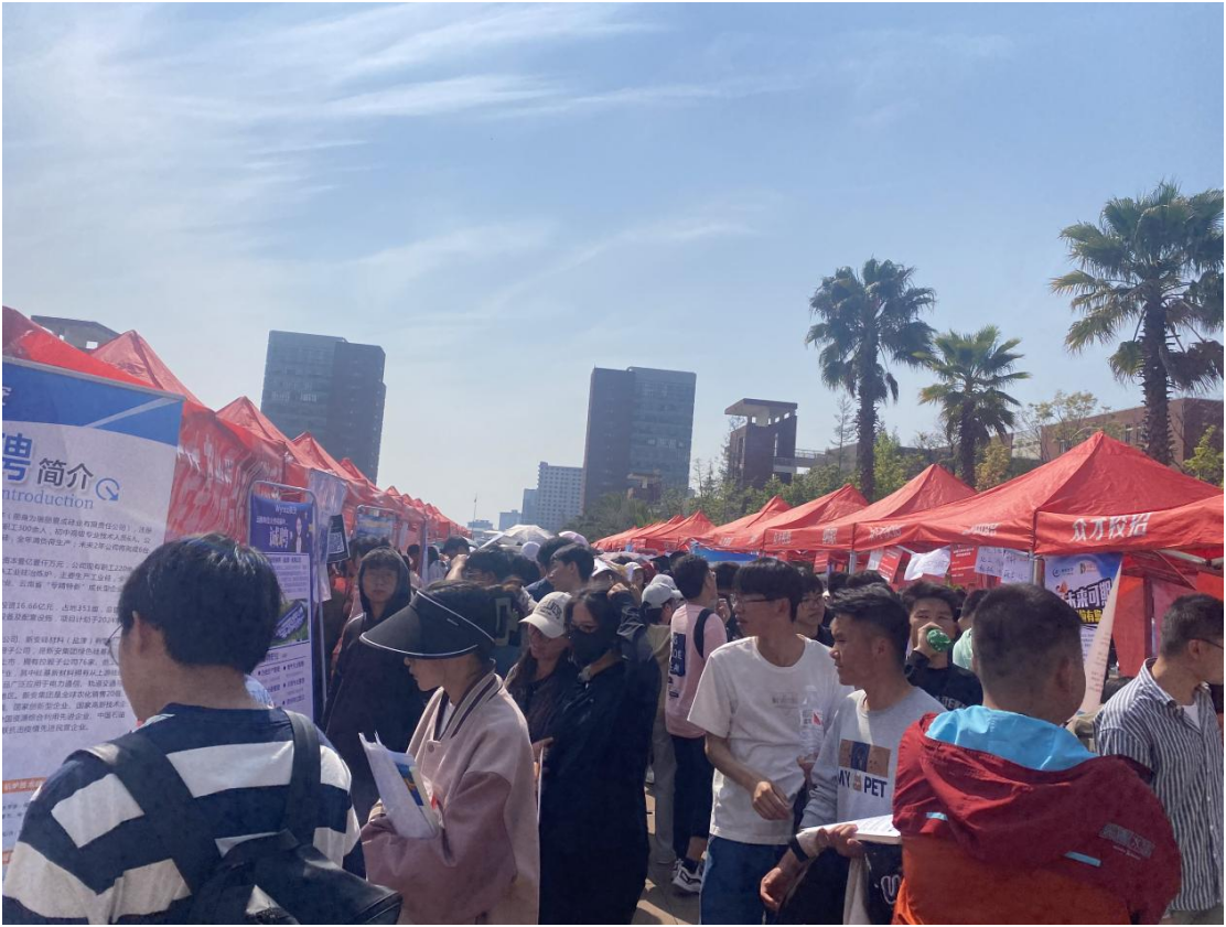 屏幕截图 2024-03-25 223632.png 屏幕截图 2024-03-25 223632.png