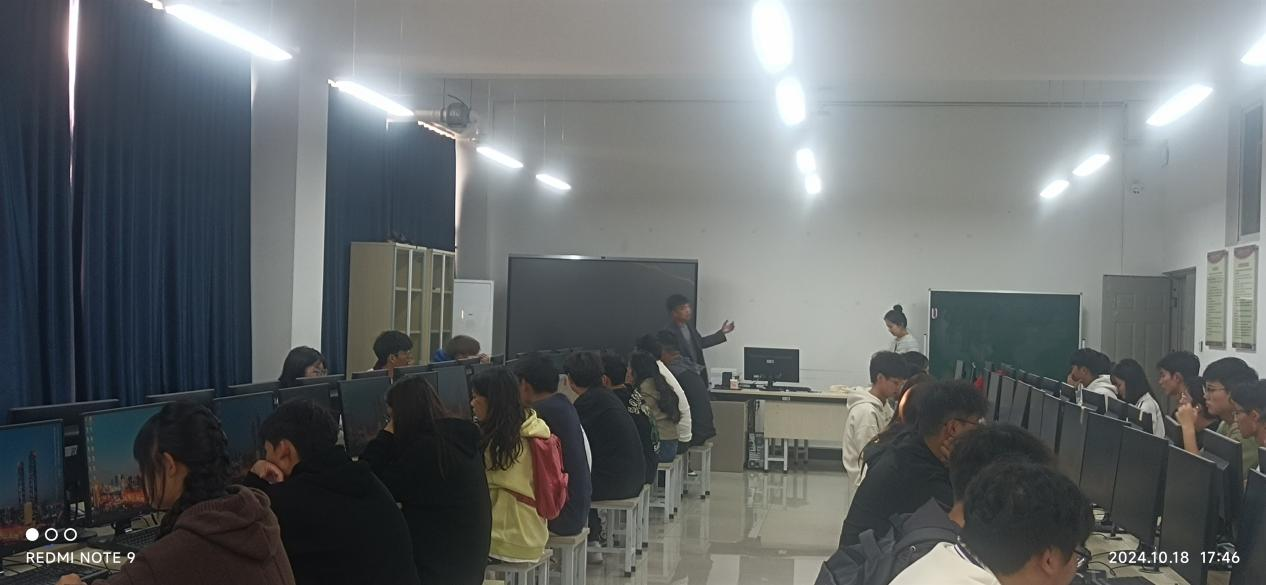 图片 3.png 【团学活动】信息与智能工程学院开展职场必备—办公软件实战演练培训活动 第 3 张