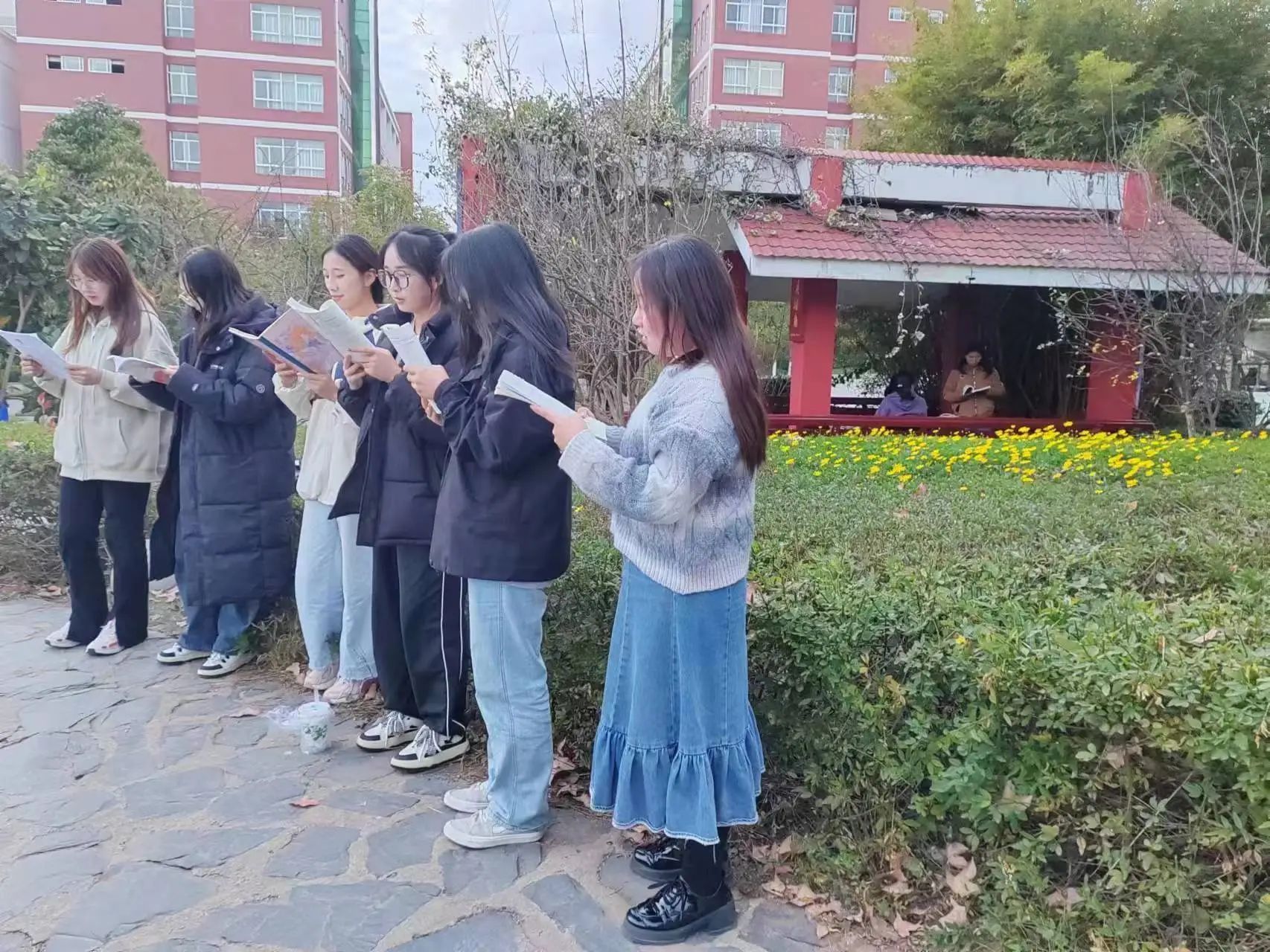 0303f908ba0632d6152ad7dba60cb5ec.jpg 0303f908ba0632d6152ad7dba60cb5ec.jpg