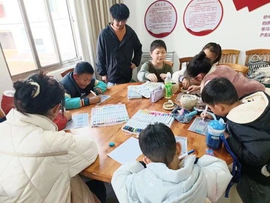 38ee052f4bda54e30a7439cba9d55d32.jpg 38ee052f4bda54e30a7439cba9d55d32.jpg