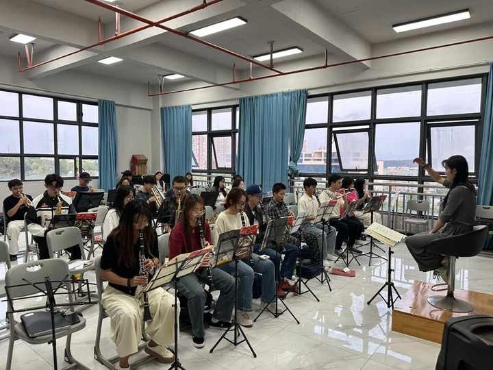 管乐演奏实训室 管乐演奏实训室