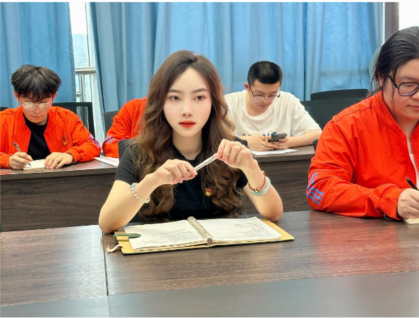 f000338b929d908fb96c582ff6e08ba.png f000338b929d908fb96c582ff6e08ba.png