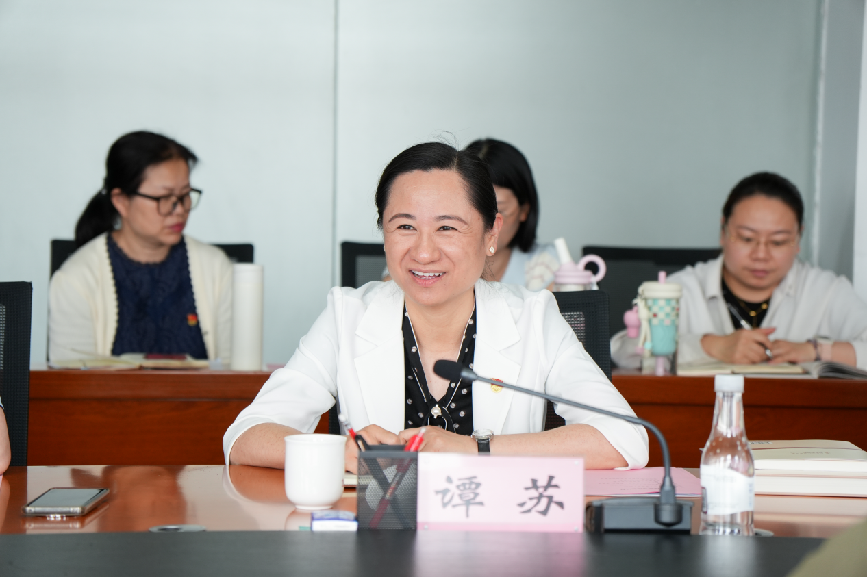 中宣部原副部长王世明莅临我校与思政课教师座谈交流 第 3 张