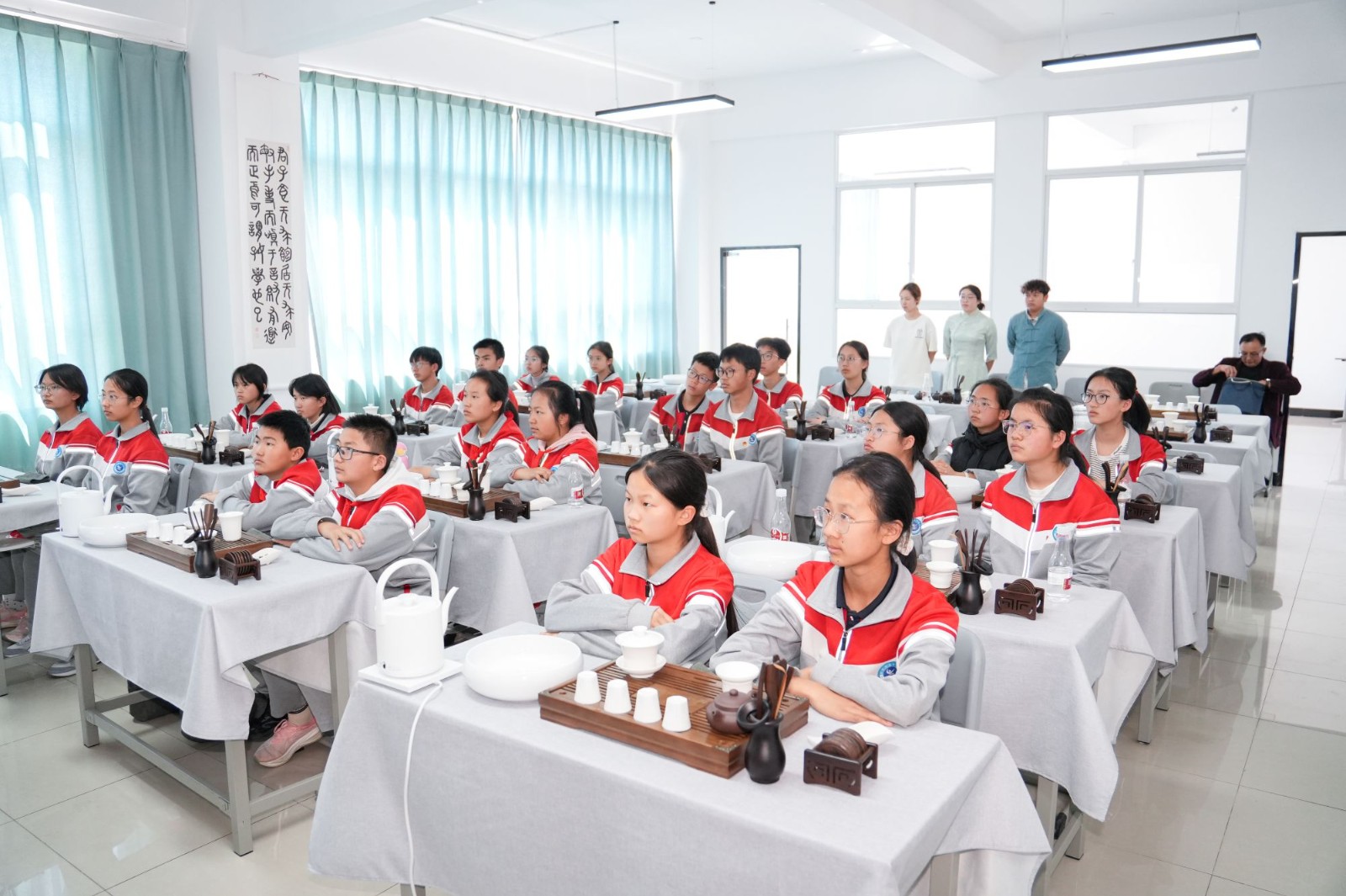 XXX07308.jpg 思政课一体化主题活动在云南经济管理学院开展 第 5 张