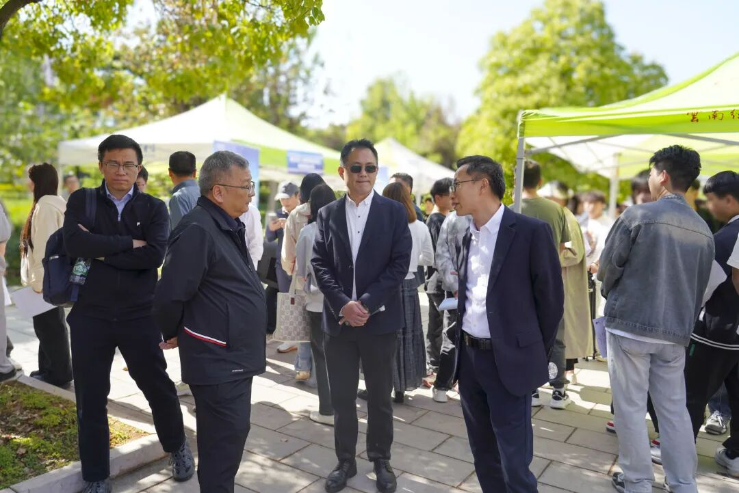 云经管举行“相敬如‘滨’ 海纳英才”2026届毕业生专场招聘会 第 6 张 云经管举行“相敬如‘滨’ 海纳英才”2026届毕业生专场招聘会 第 6 张