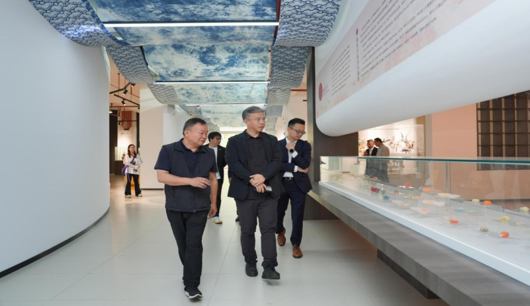 云经管携手金蝶，共建数智产业学院 第 2 张